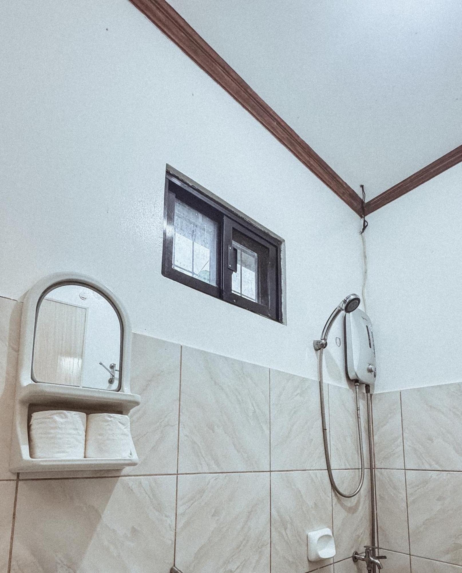 Ameeza Houze Homestay - Siargao เจเนอรัลลูนา ภายนอก รูปภาพ